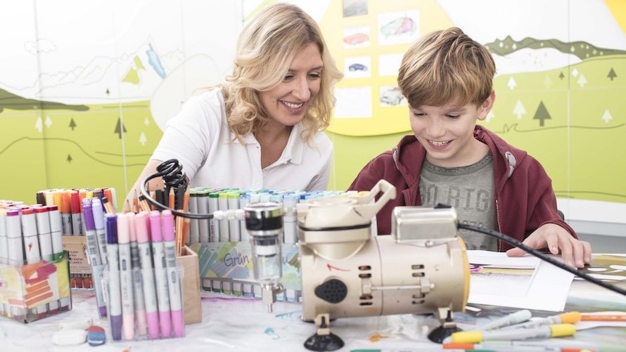Boy paints his own car design 