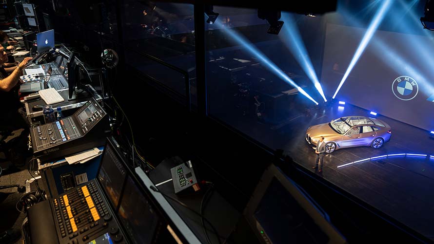 INSPIRIERENDE STUDIOS BEGEISTERNDE AUSSTATTUNG